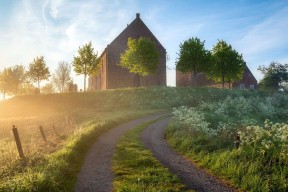 开云体育官网登入-“未来领袖”青少年青训未来大会在上海成功举办，助推行业繁荣