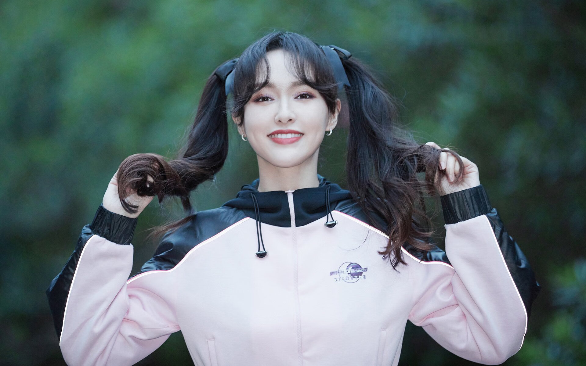 _勇士用三分攻击波撕裂对方防线_，勇士三分50中20射穿魔术