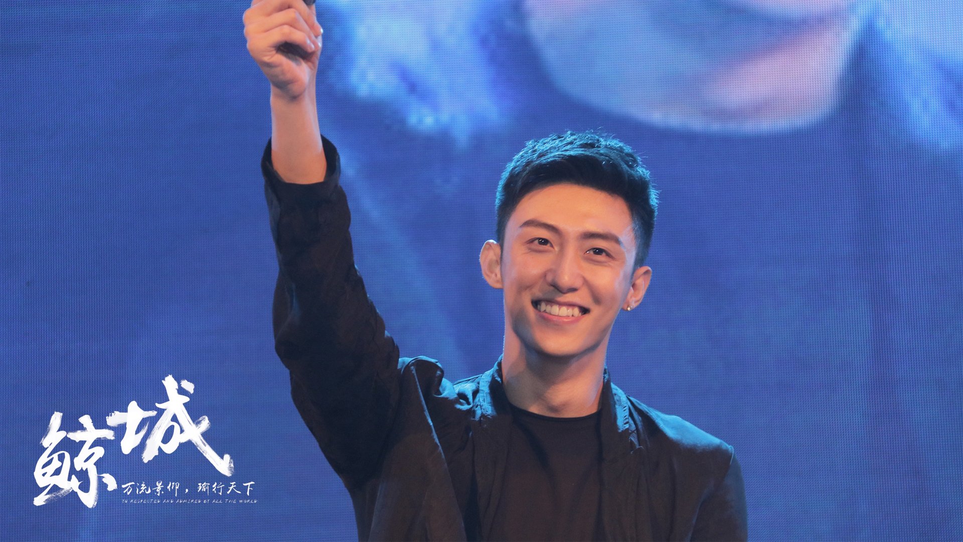 _疯狂轮滑嘉年华：趣味与速度共存_，疯狂轮滑老奶奶下载