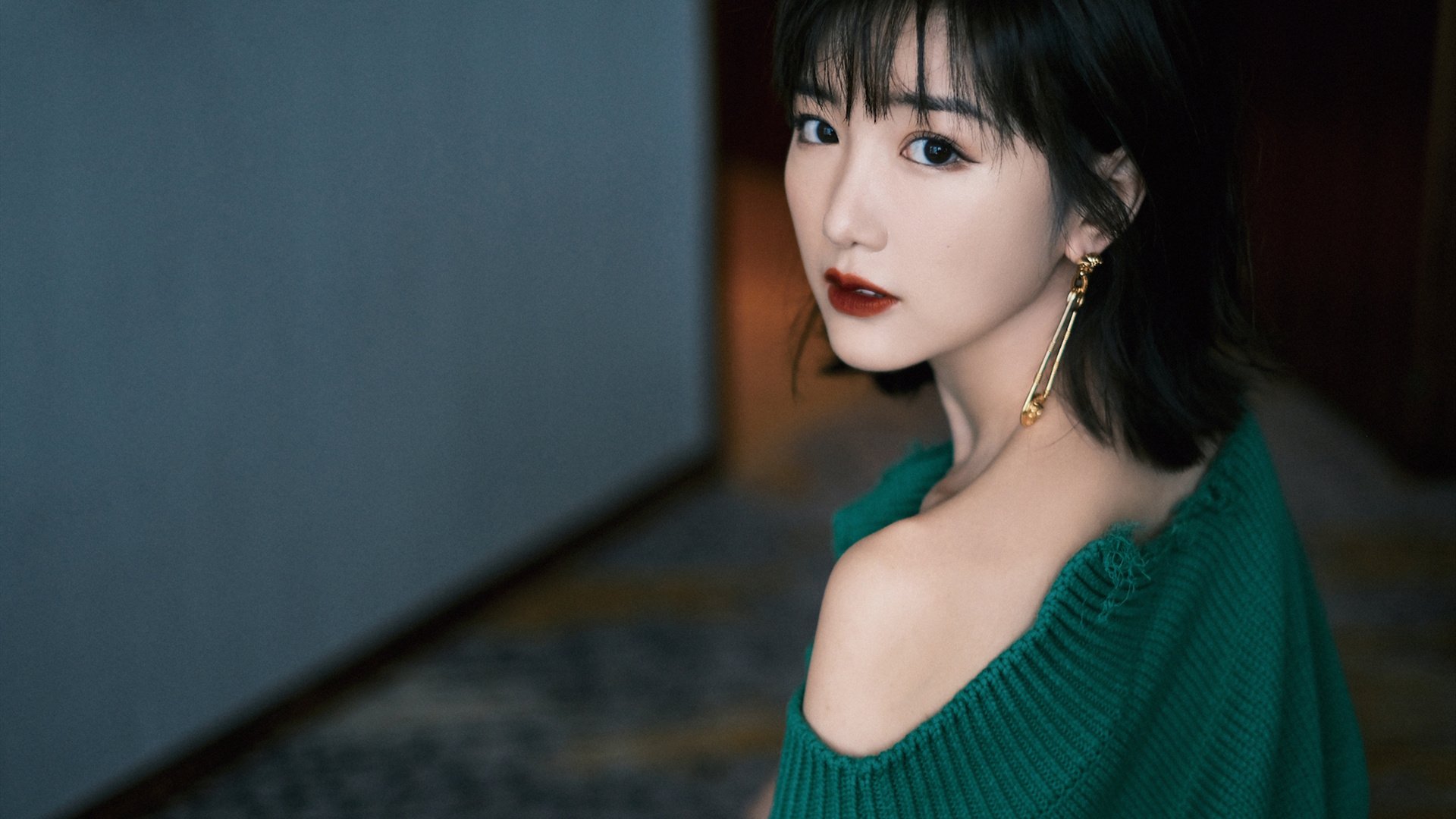 “西甲联赛风云变幻，豪门纷纷迎战”，西甲足球联赛