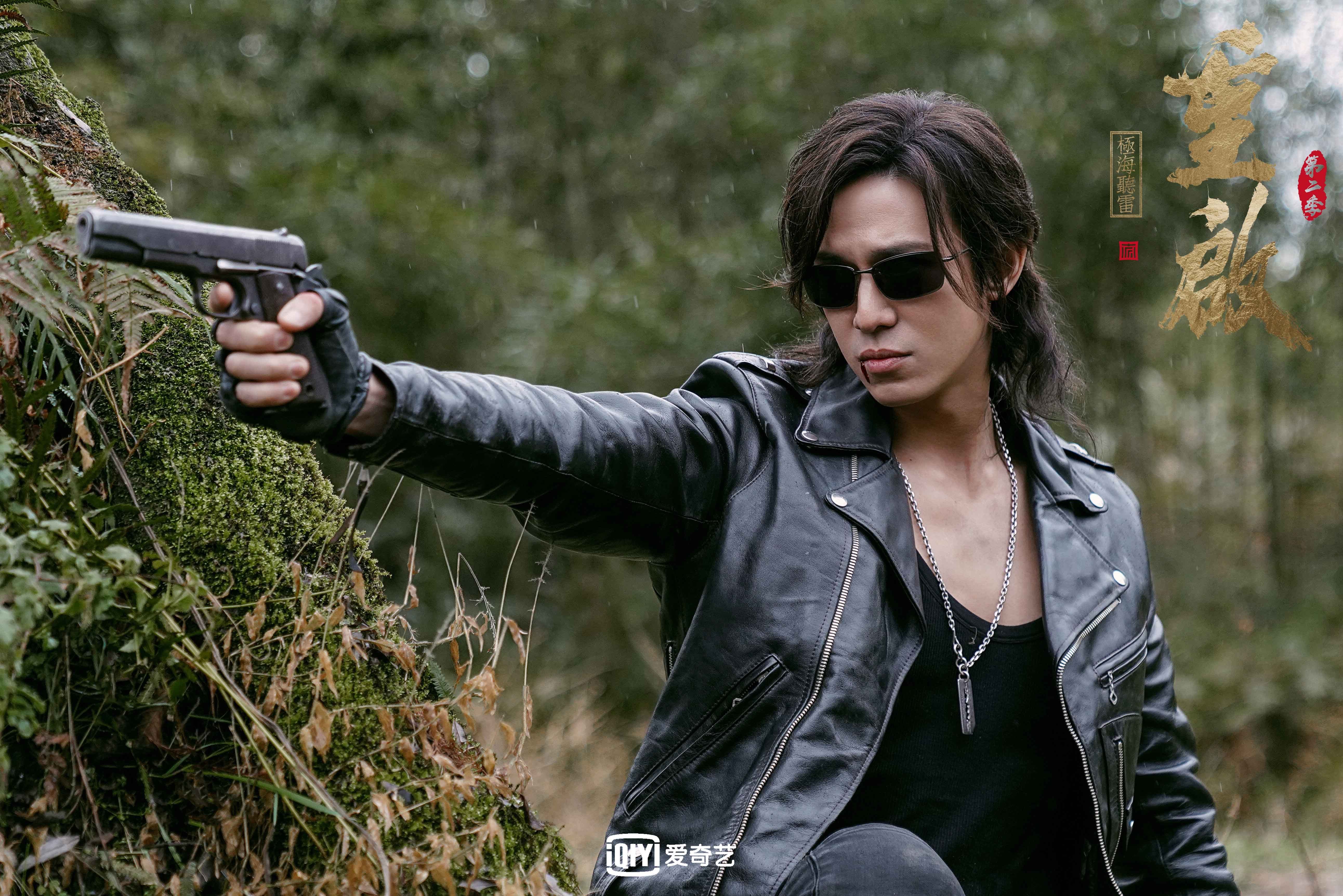 中超联赛冠军归属悬念升级，引发球迷热议，中超冠军球队