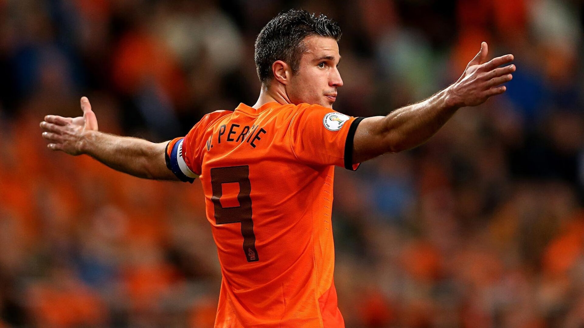 “亚戈·卡尔曼：阿根廷美洲狮队的力量与技巧并存的核心”