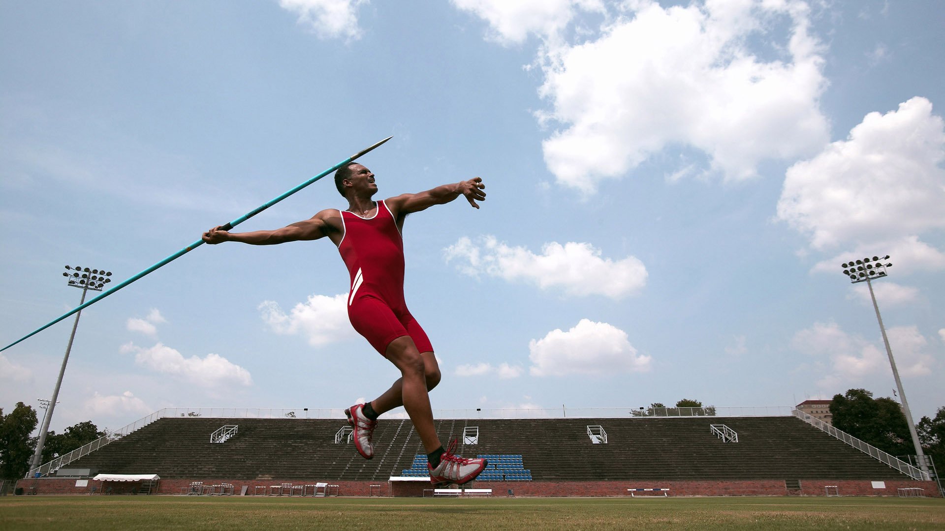 魔术持续提升篮板控制力防守更稳固，魔术师篮球视频